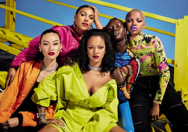 LVMH, gigante de luxo, estuda vender sua fatia na empresa de Rihanna – mas quanto vale a empresa da bilionária? 1 rihanna fenty 1